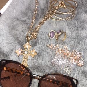 Jewelry and sunglasses